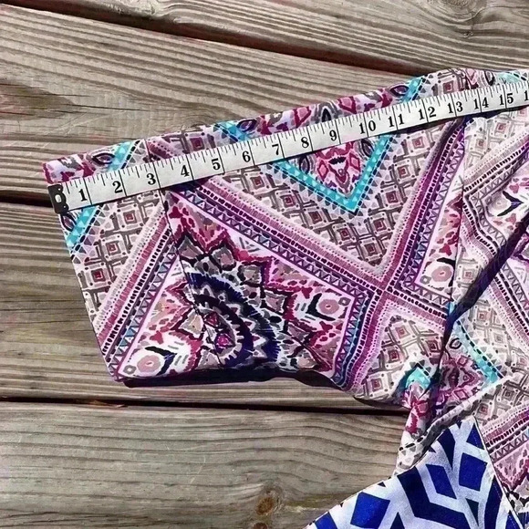 Chico’s open front wrap women’s size 4, bell sleeves, geometric pattern - Picture 10 of 10